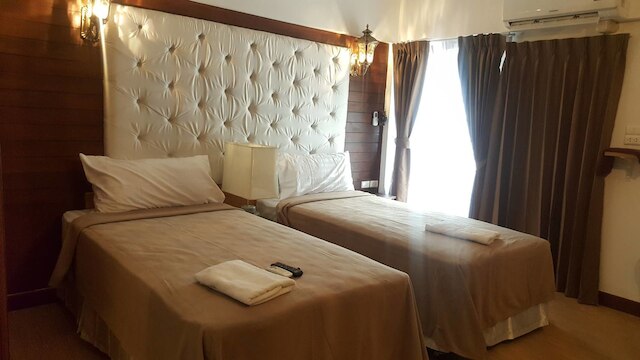 スディヨッド アパートメント