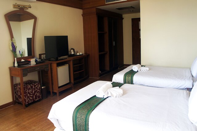 JPエメラルドホテル