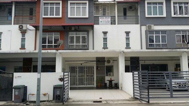 オーロラ ホームステイ