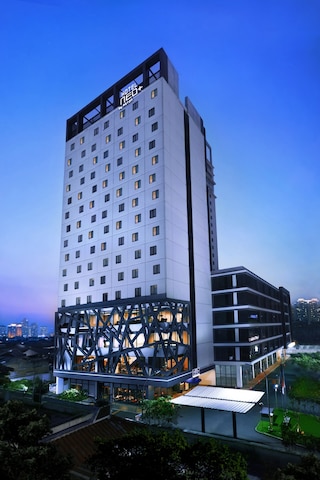 ホテル Neo+ ケバヨラン ジャカルタ バイ アストン