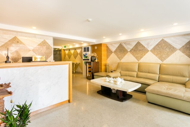 OYO 203 ザ ブルー ホテル