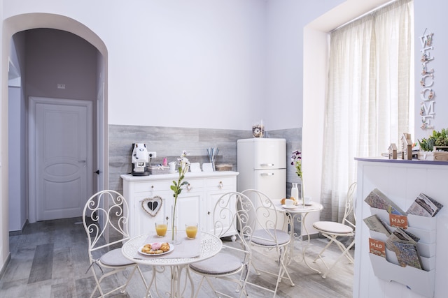 ディモーラ パルテノペア