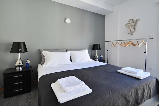 プラカ エレガント アパートメント