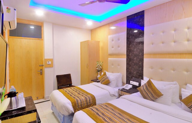 ホテル オール イズ ウェル