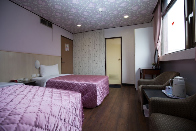 ソーフー ホテル (首府大旅社)