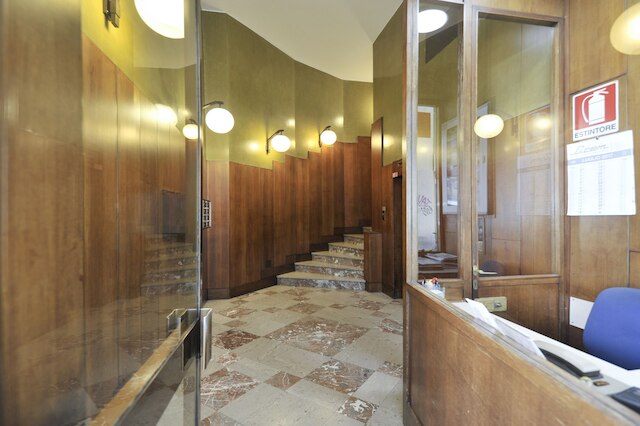 アット ホーム ハート オブ ミラノ - スタンパ