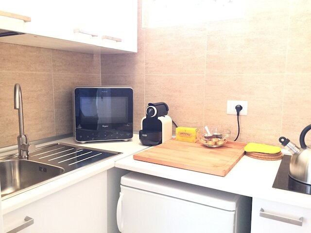 ブレラ - フィオリ チアリ チャーム アパートメンツ