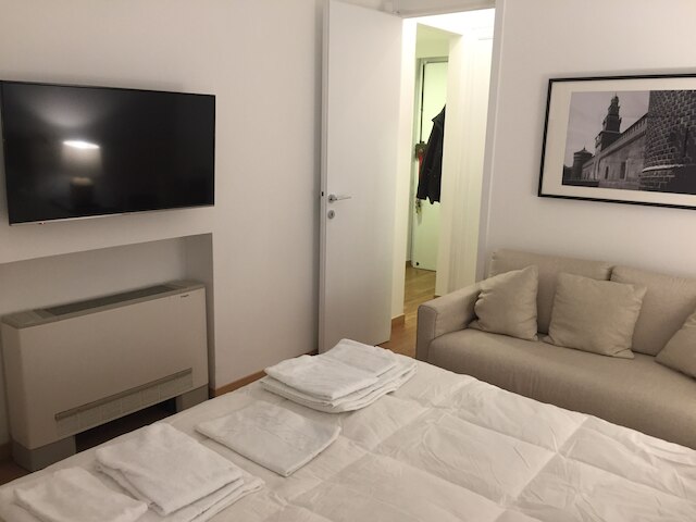 ブレラ - フィオリ チアリ チャーム アパートメンツ