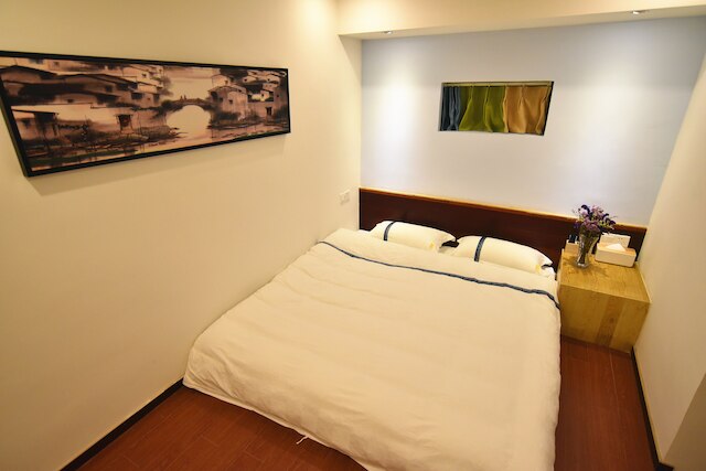 イース ホステル