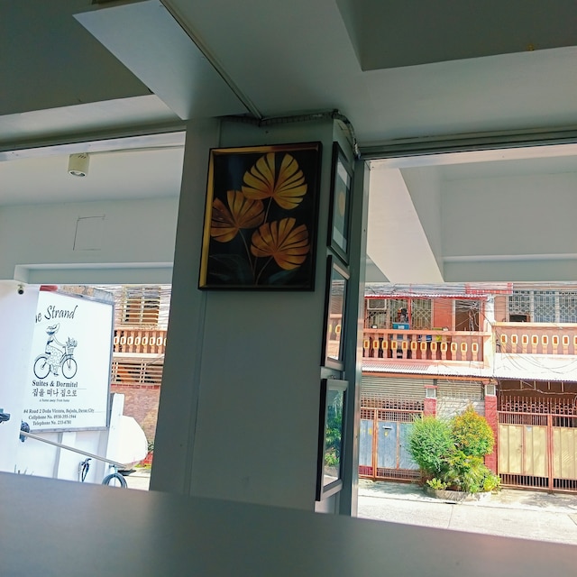 ザ ストランド スイーツ アンド ドミテル