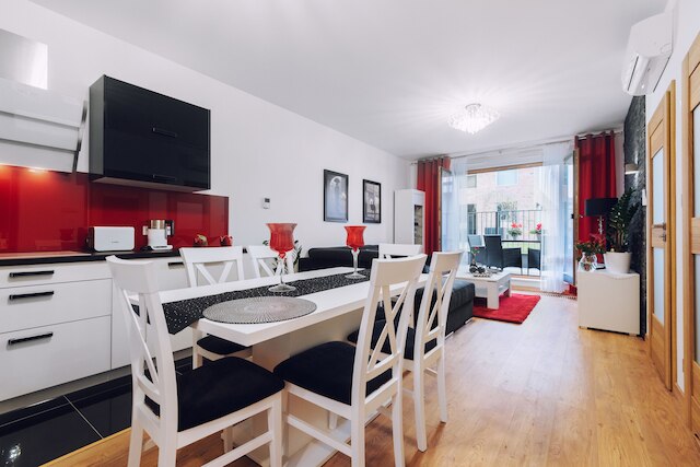 シティ ライト アパートメンツ