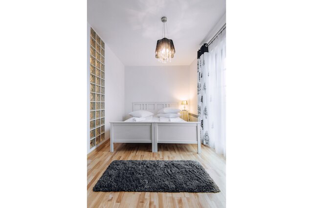 シティ ライト アパートメンツ