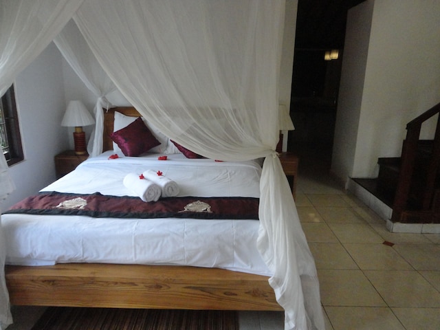 ヴィラ マハリニ 1 セミニャック