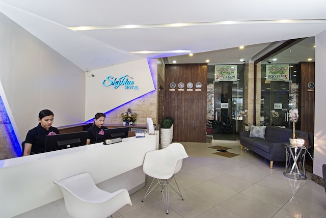 スカイブルー ホテル