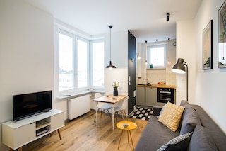 ショートステイポランド ニーポドレウォチ - B46