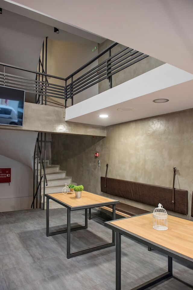 ベッドボックス ホステル