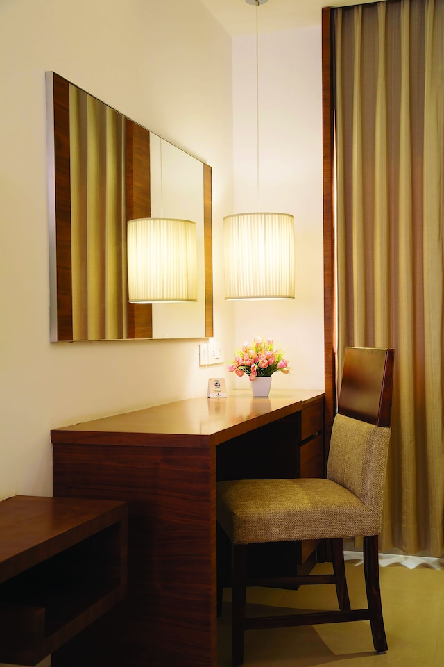 ウルバシ レジデンシー