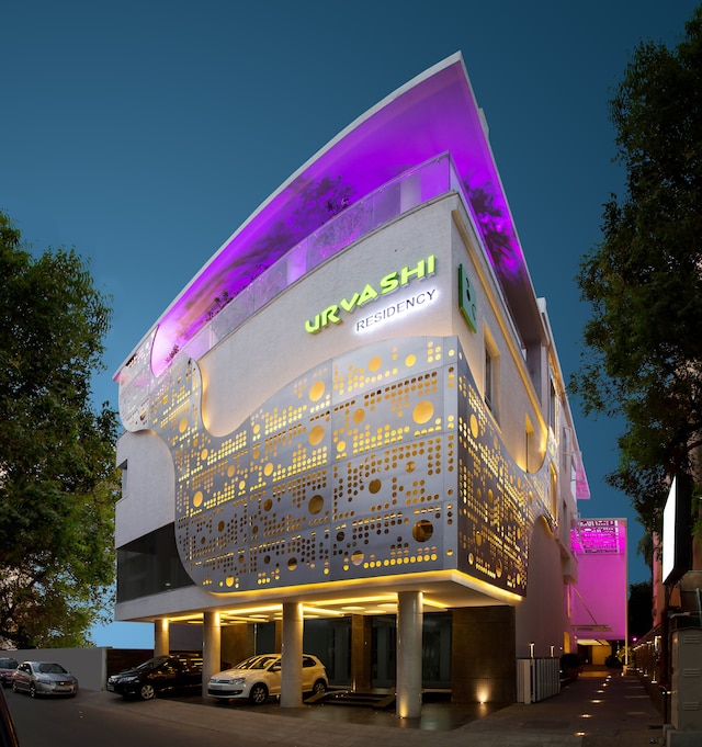 ウルバシ レジデンシー