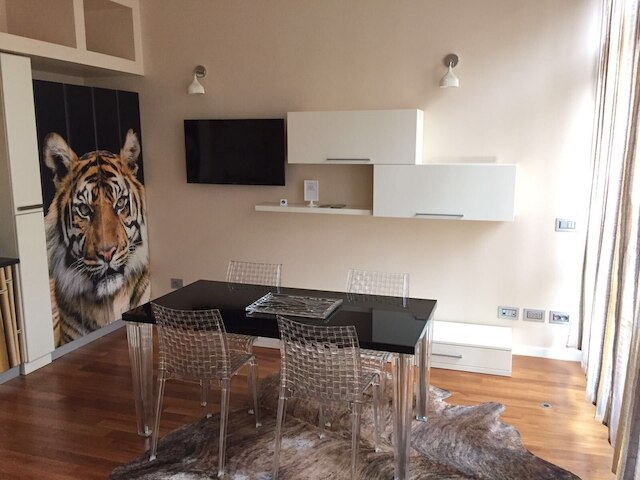 ゴールド ブティック アパートメンツ