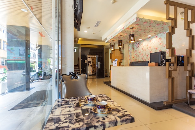 ニュー ライズ ホテル