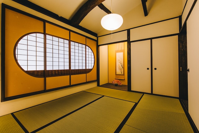 ホステル小春日和