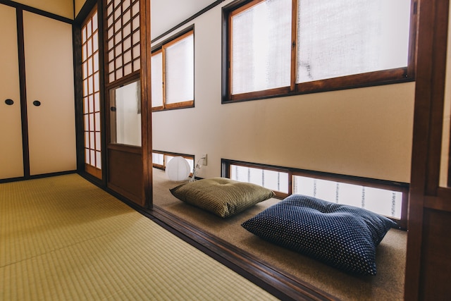 ホステル小春日和