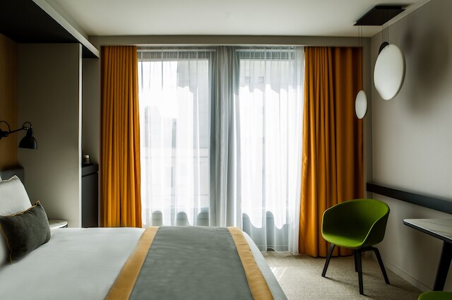 オテル メルキュール パリ 17 バティニョル