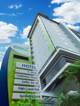 プライムビズ ホテル スラバヤ