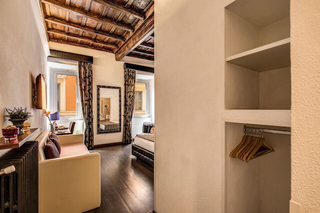 ピアッツァ ディ スパーニャ コンフォート ルームズ