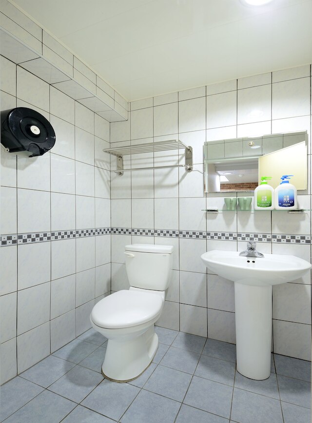 西門町 フローリド ハウス