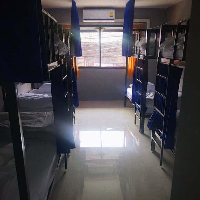 ドーズ ホステル