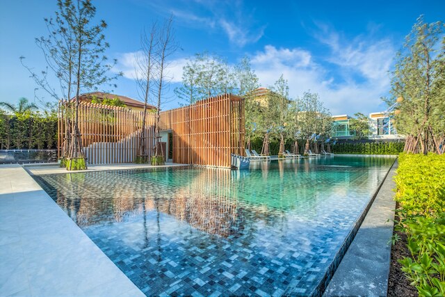 ベランダ レジデンス パタヤ プール ヴィラ