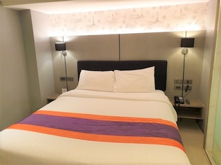 スタジオ エカマイ