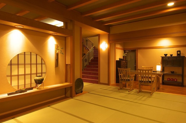 大地の彩 花月亭