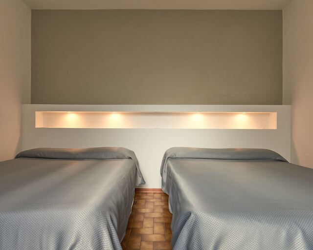 アリエントハウス