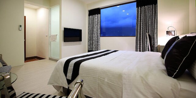 ホワイト パレス B&B