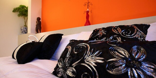 ホワイト パレス B&B