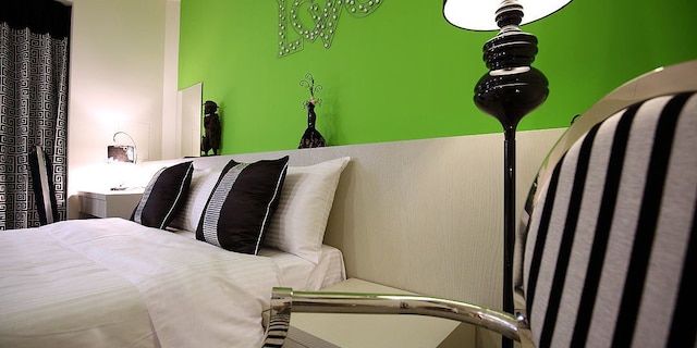 ホワイト パレス B&B