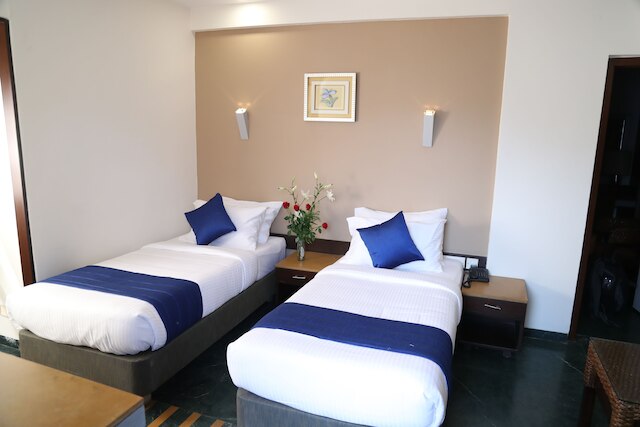 ドクター ラジクマール インターナショナル ホテル