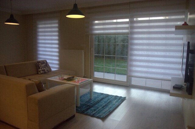 コヌックエヴィム ブクルム