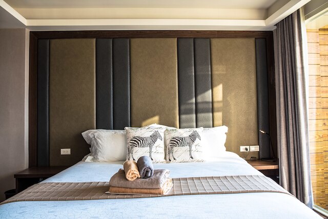 サムシング イージー イン