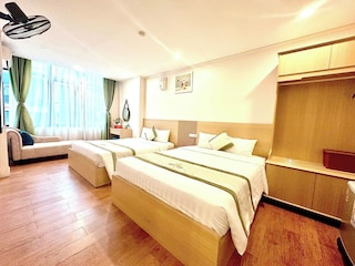 ロイヤル ホテル