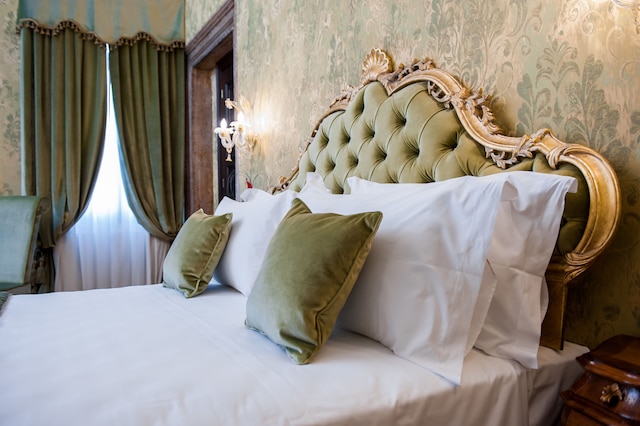 ホテル ナニ モセニゴ パレス