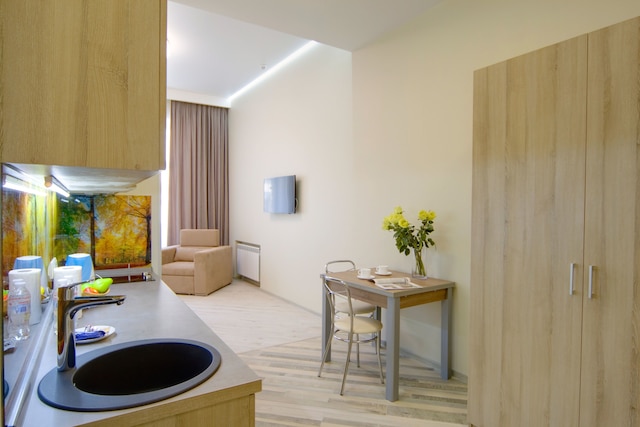 サミット アパート ホテル