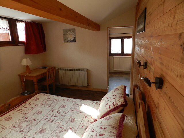 オテル アローラ