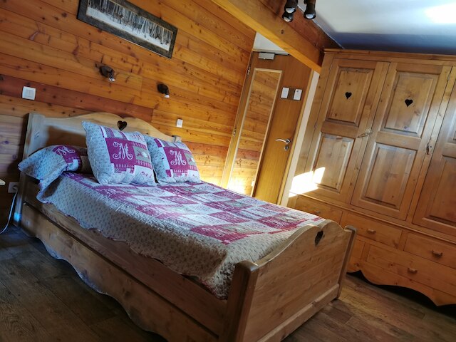 オテル アローラ