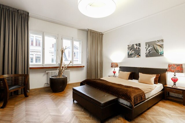 アパートメント デラックス リブナ 25