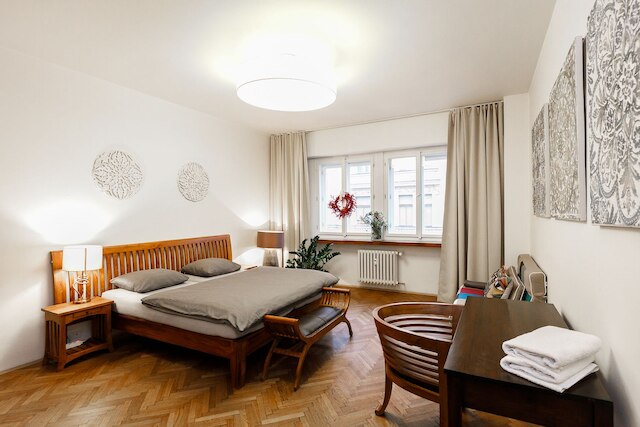 アパートメント デラックス リブナ 25