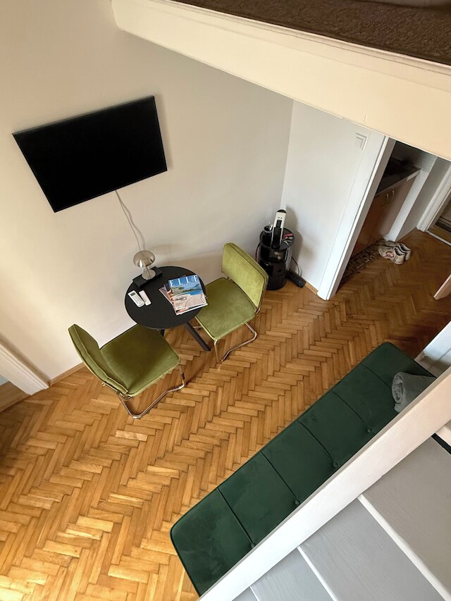 アパートメンツ シロカ 14