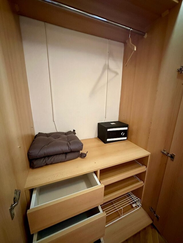 アパートメンツ シロカ 14